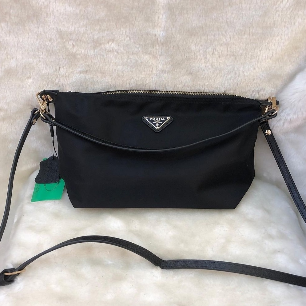 Bolsa Prada em Nylon 
