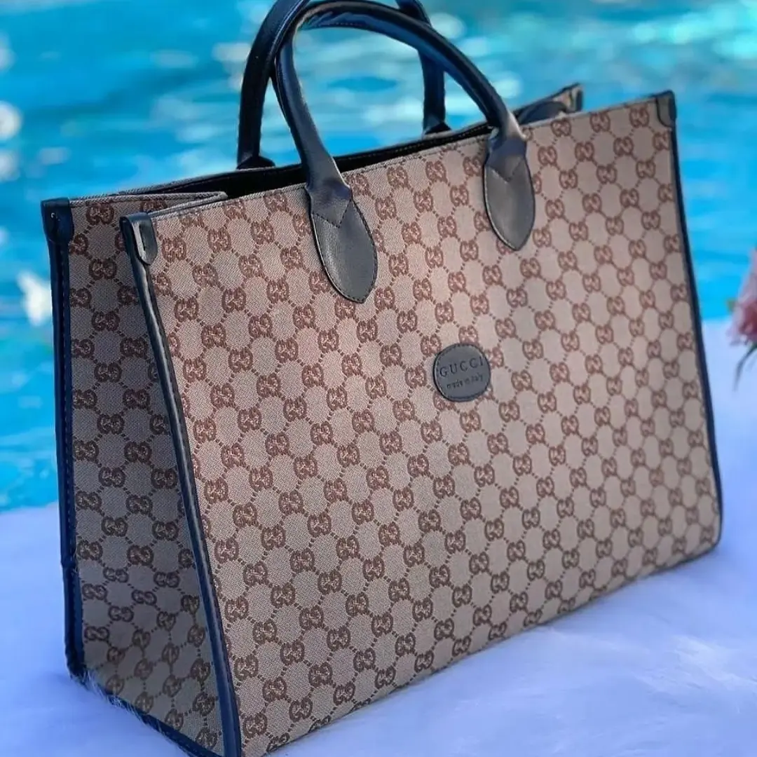 Bolsa sacola Gucci 