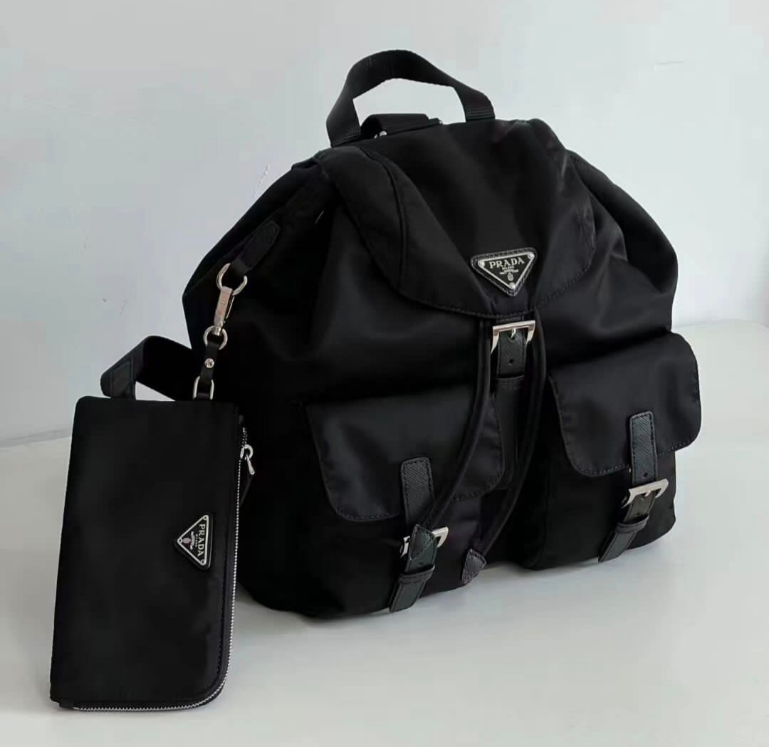 Mochila Prada em Nylon 