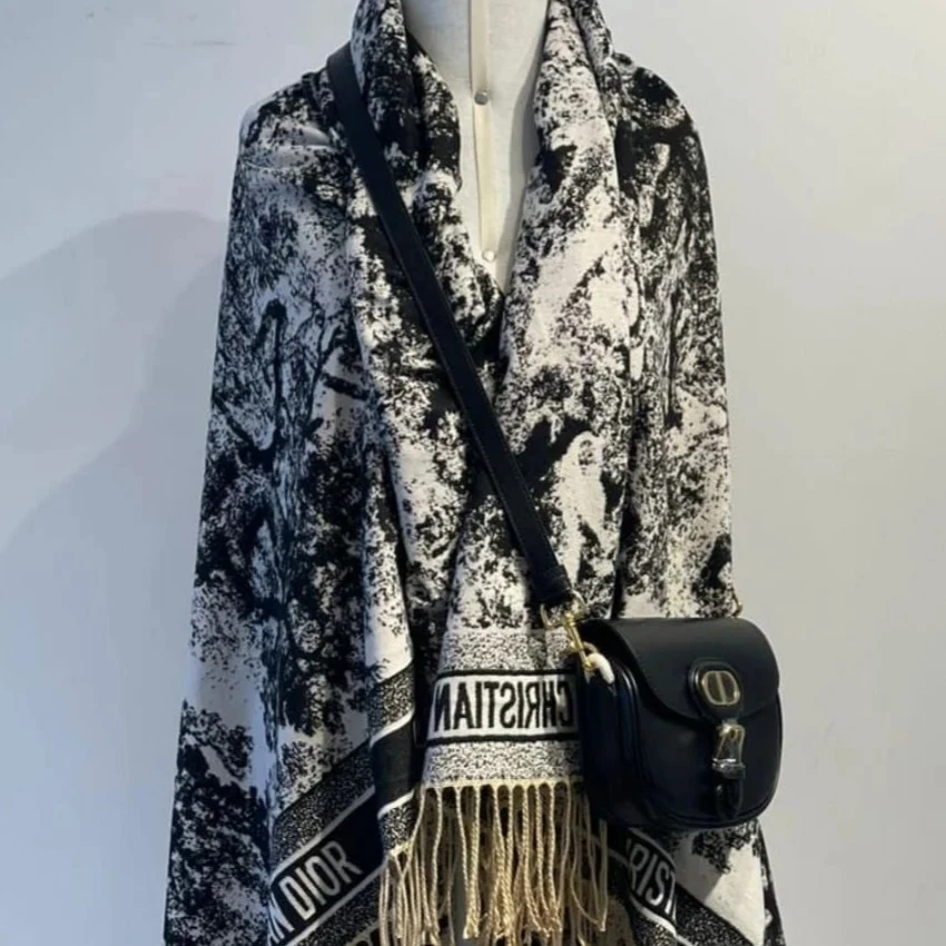 Echarpe Dior  importado 