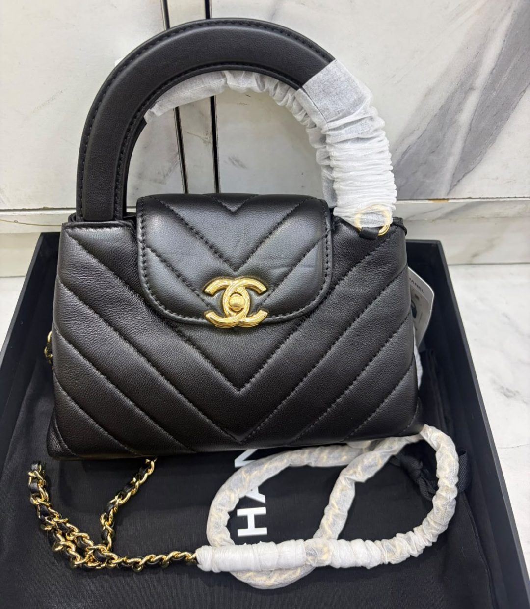 Bolsa Chanel Coco Handle Chevron 